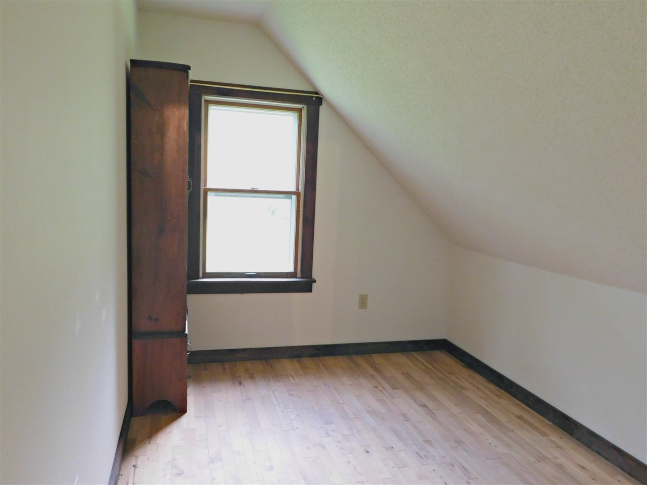 97 Howe Farm Road Jamaica, VT 05343 - Photo 11 of 13