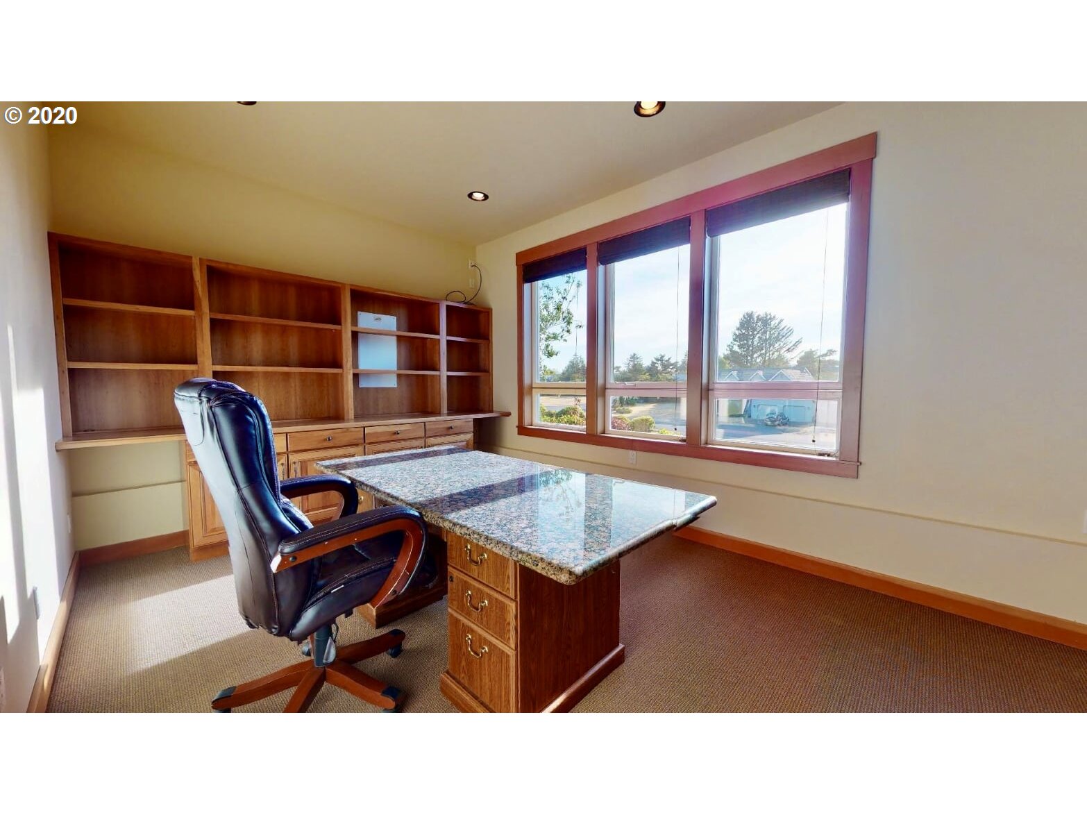 90577 Par Road Warrenton, OR 97146 - Photo 5 of 31 Gallery Image 5