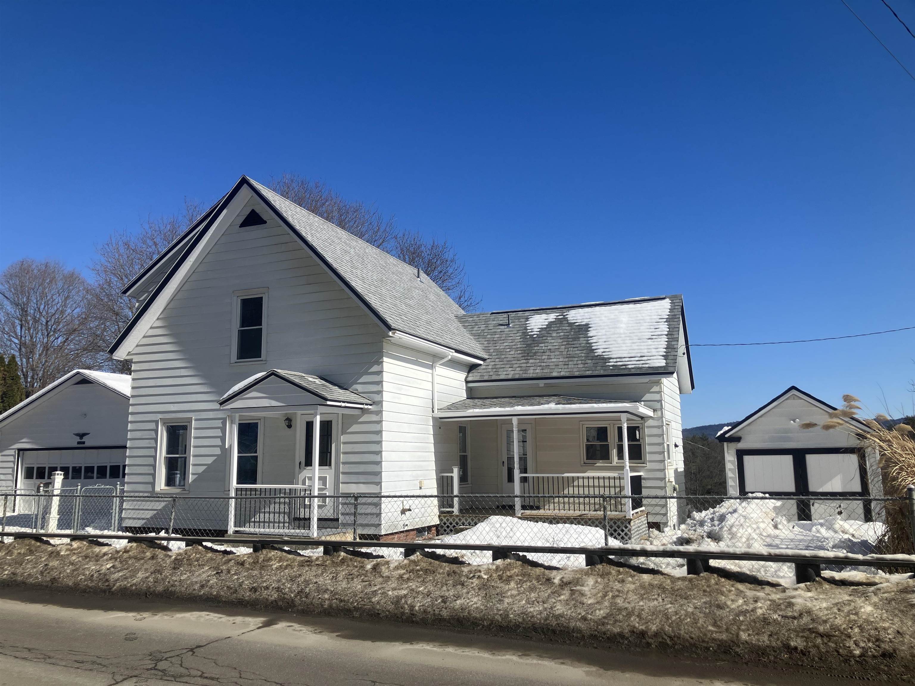 527 Highway 121 Bellows Falls, VT 05101 - Photo 2 of 38
