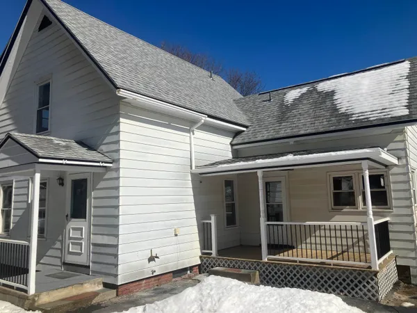 $329,000 | 527 Highway 121, Bellows Falls, VT 05101