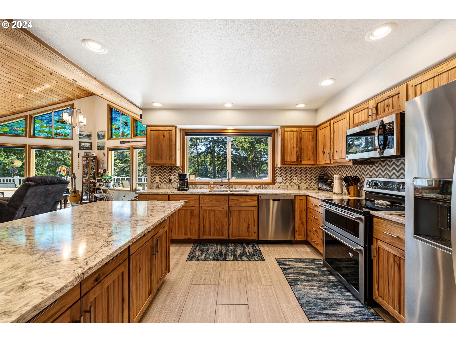 87288 Ruby Lane Bandon, OR 97411 - Photo 14 of 41