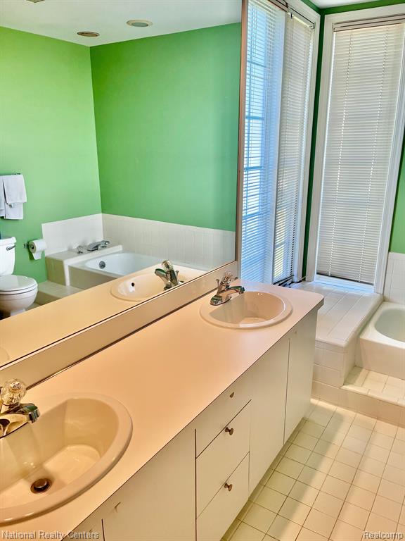 20428 Wayne Road Livonia, MI 48152 - Photo 12 of 37