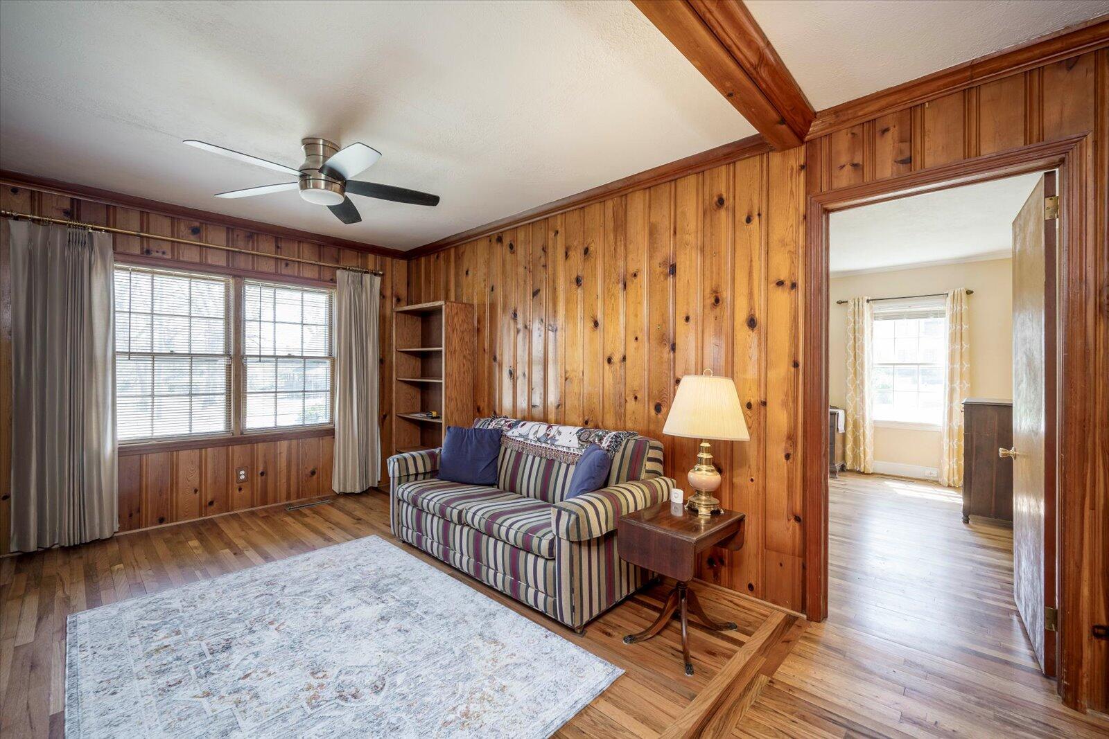 4531 Rosemary Street Williston, SC 29853 - Photo 23 of 56 Family Room