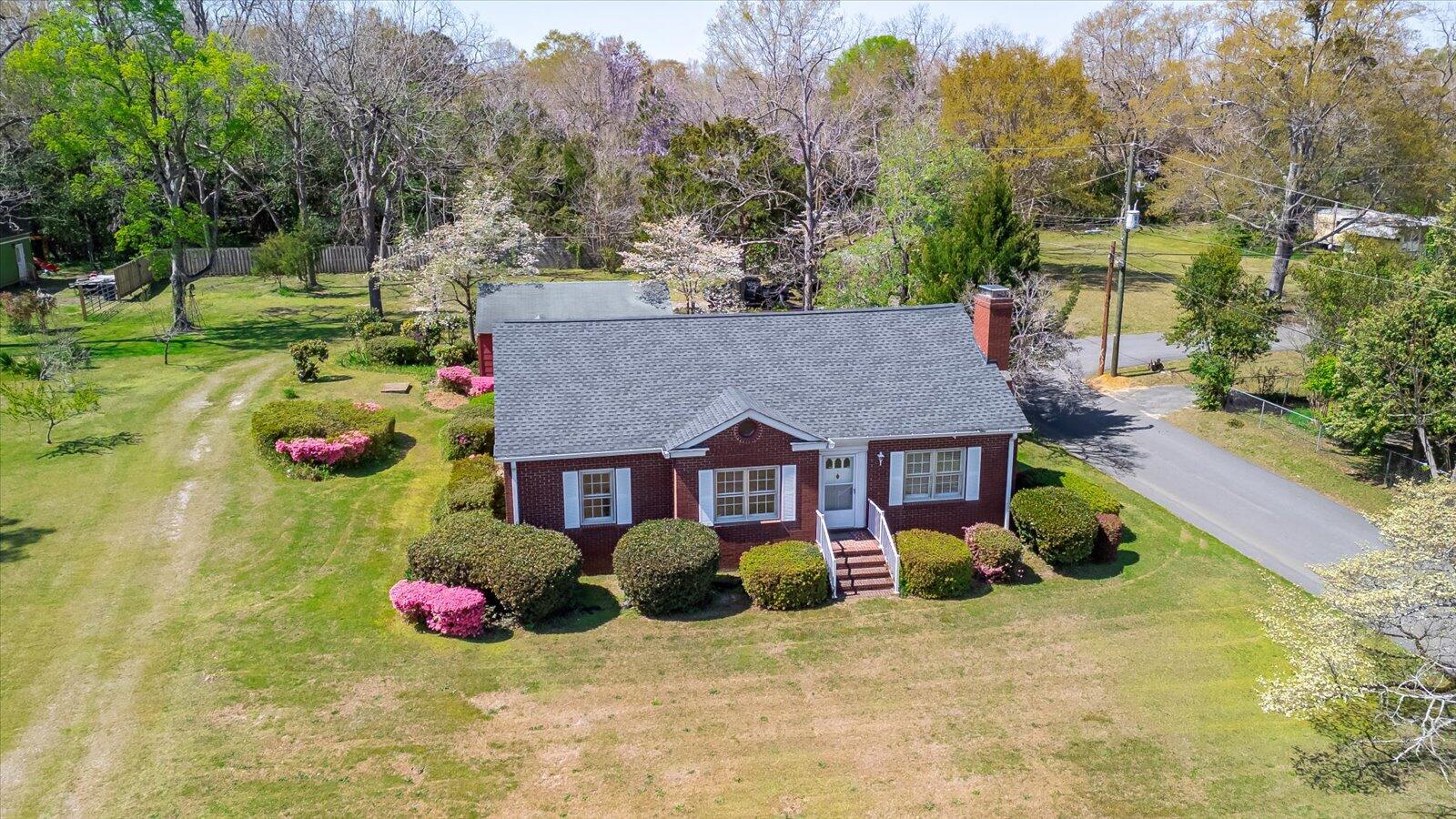 4531 Rosemary Street Williston, SC 29853 - Photo 8 of 56 42-042-