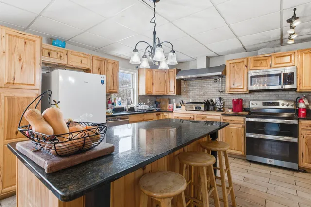 $1,200,000 | 96 Church Street, Laconia, NH 03246