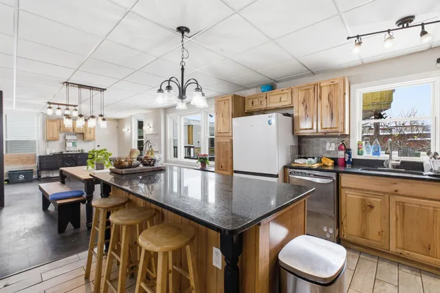 $1,200,000 | 96 Church Street, Laconia, NH 03246