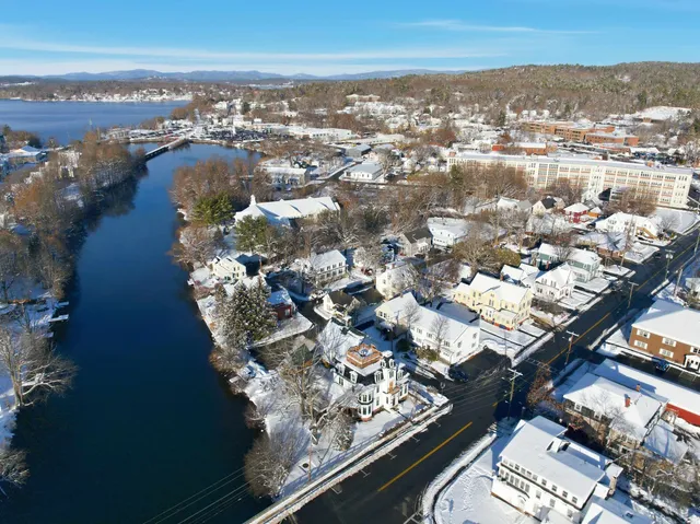 $1,200,000 | 96 Church Street, Laconia, NH 03246