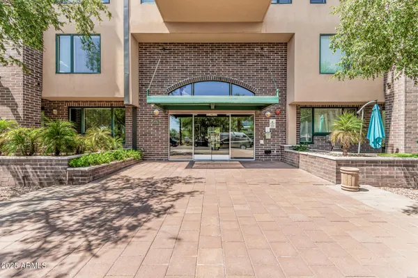 $439,000 | 16 West Encanto Boulevard, Unit 312, Phoenix, AZ 85003