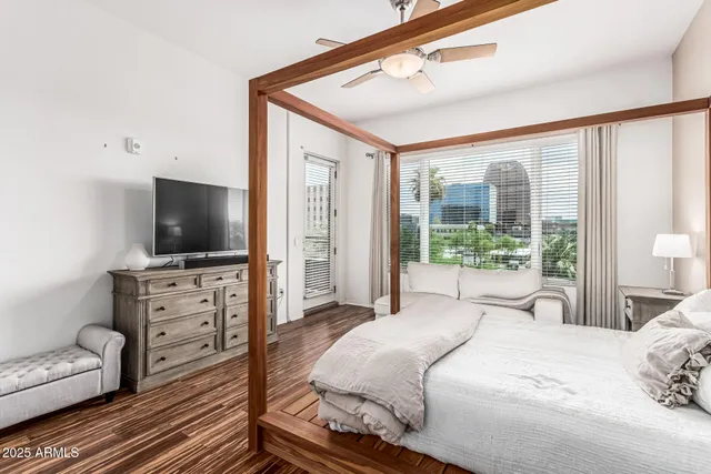 $460,000 | 16 West Encanto Boulevard, Unit 312, Phoenix, AZ 85003