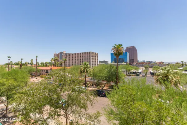 $439,000 | 16 West Encanto Boulevard, Unit 312, Phoenix, AZ 85003