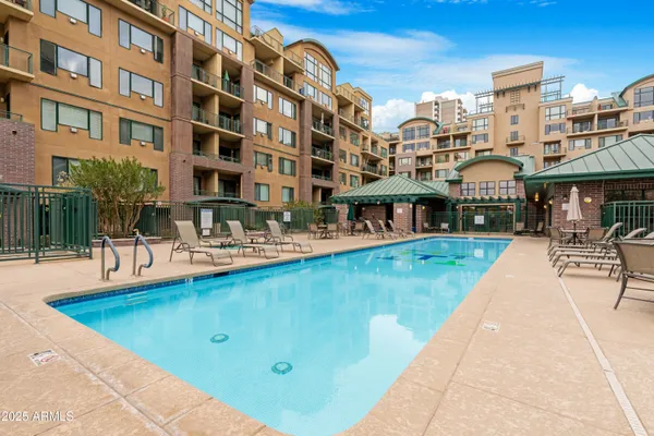 $439,000 | 16 West Encanto Boulevard, Unit 312, Phoenix, AZ 85003