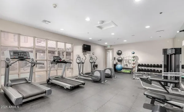 $439,000 | 16 West Encanto Boulevard, Unit 312, Phoenix, AZ 85003