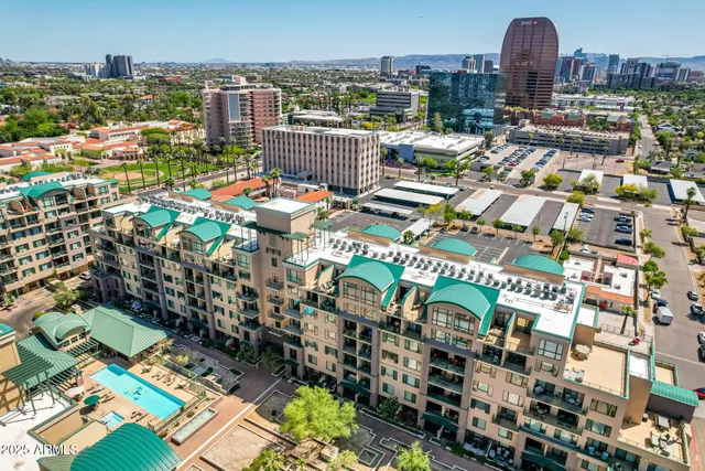 $460,000 | 16 West Encanto Boulevard, Unit 312, Phoenix, AZ 85003