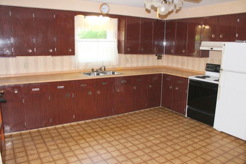 60 Highland Spring Road Lewiston, ME 04240 - Photo 2 of 20 Photo