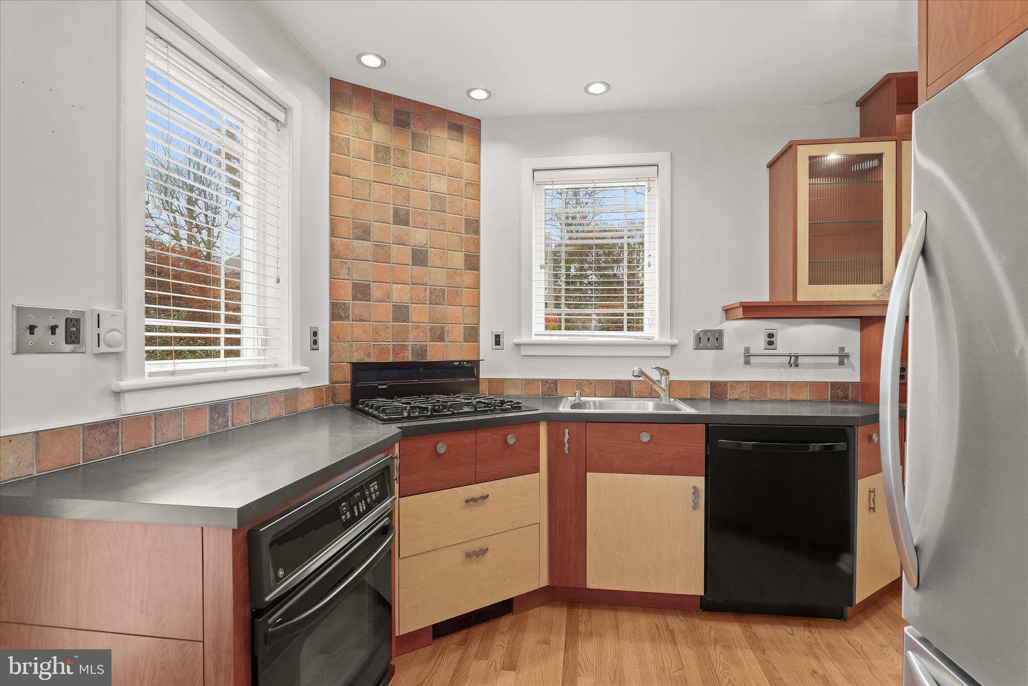 1300 Rice Avenue Catonsville, MD 21228 - Photo 11 of 38 Kitchen