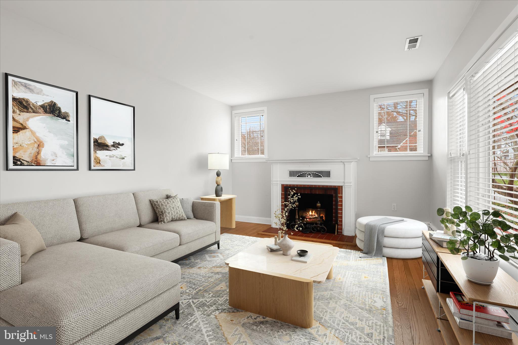 1300 Rice Avenue Catonsville, MD 21228 - Photo 4 of 38 Living Room - Virtually Staged