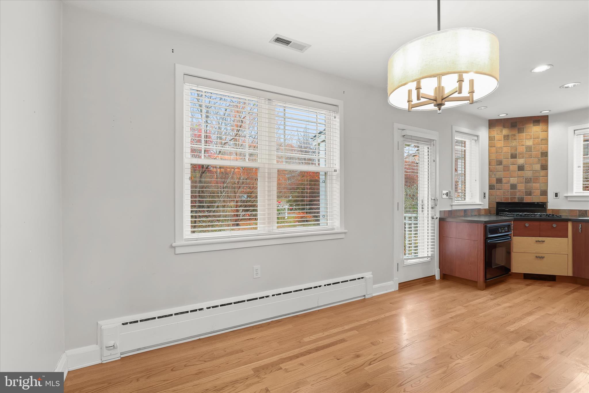 1300 Rice Avenue Catonsville, MD 21228 - Photo 10 of 38 Dining Room