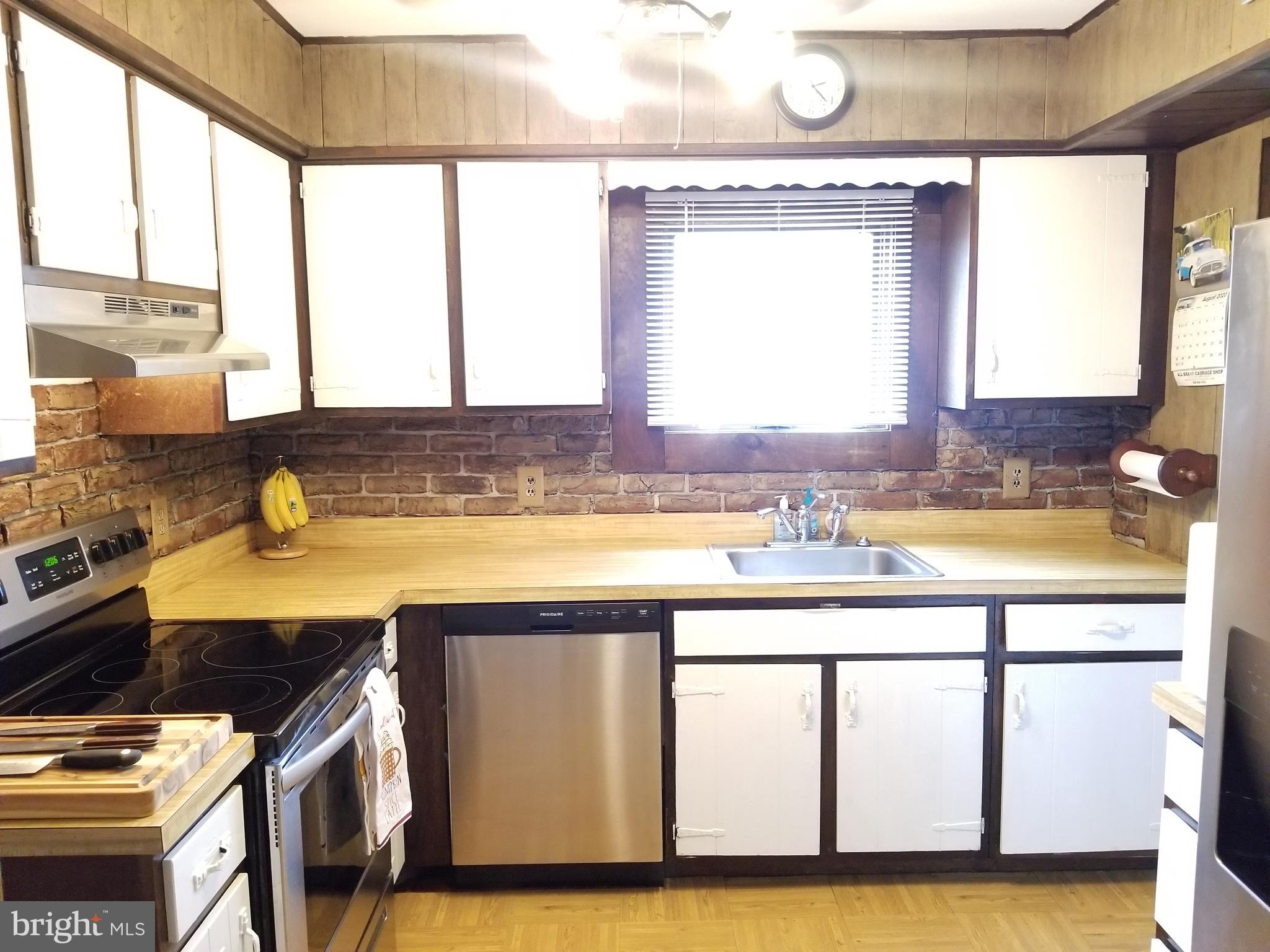 411 Apple Road Beverly, NJ 08010 - Photo 19 of 46