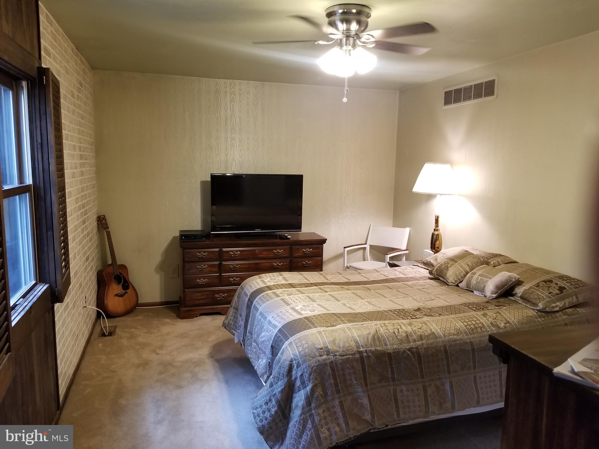 411 Apple Road Beverly, NJ 08010 - Photo 35 of 46