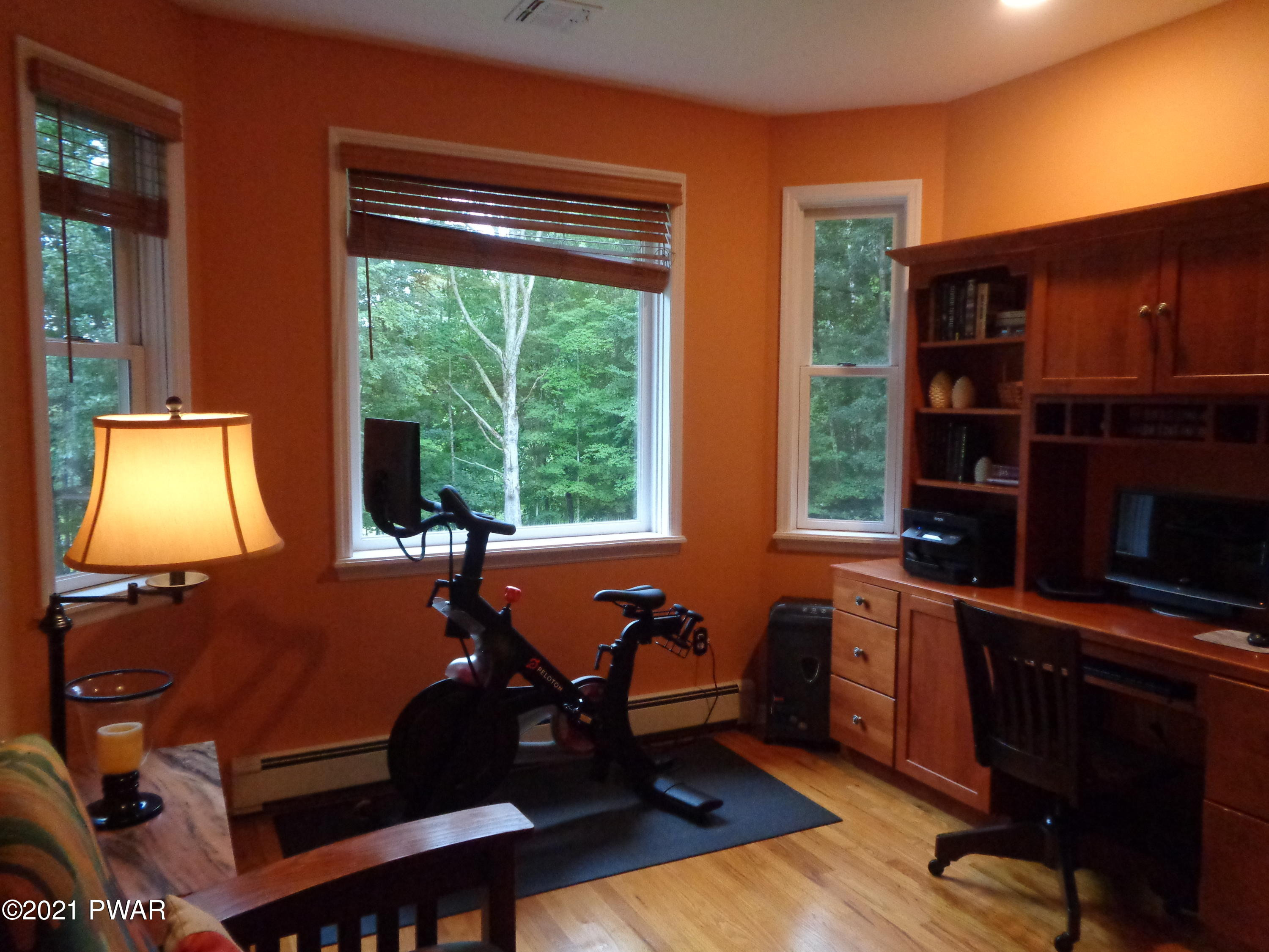210 Husson Road Milford, PA 18337 - Photo 33 of 68 Office/Den