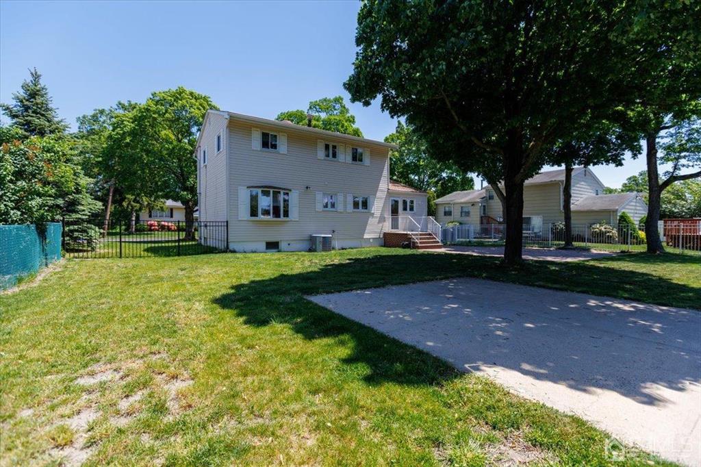 36 Gramercy Road Old Bridge, NJ 08857 - Photo 6 of 41 Gallery Image 6