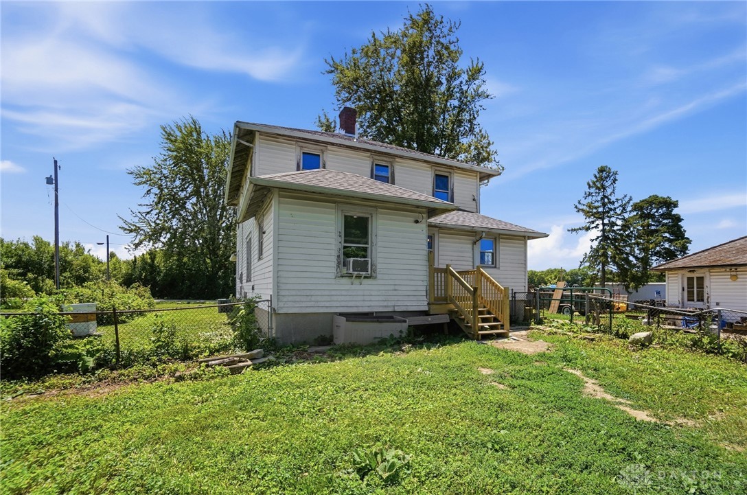 2255 Ginghamsburg-Frederick Road Tipp City, OH 45371 - Photo 33 of 47