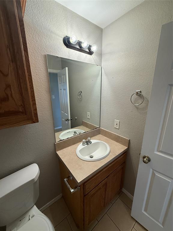 209 Blue Bell Court Weatherford, TX 76088 - Photo 10 of 23