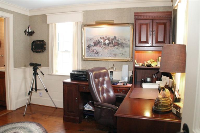 148 Point Hill Road West Barnstable, MA 02668 - Photo 15 of 35 a room with furniture and a painting