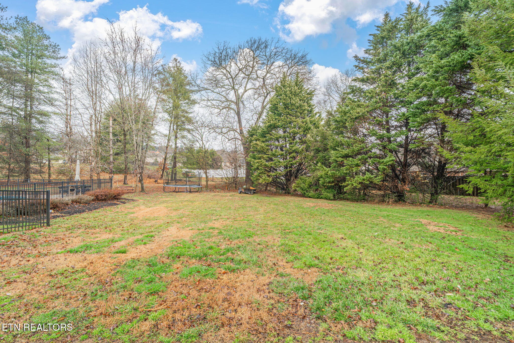 5817 Penshurst Court Powell, TN 37849 - Photo 46 of 49 46-web-or-mls-5817 Penshurst Court-47