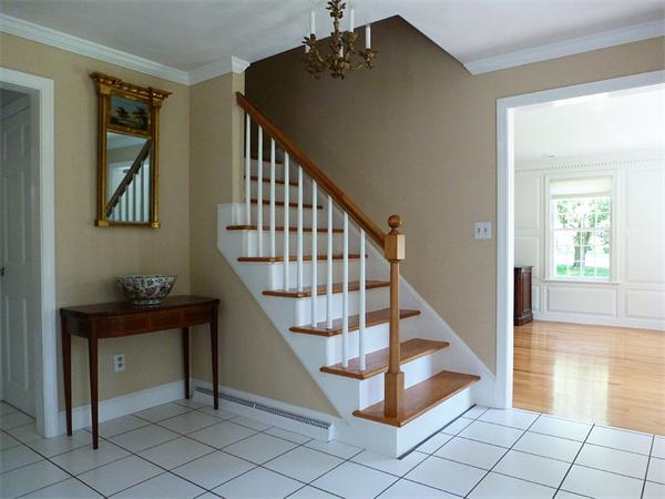 24 Salem Road Longmeadow, MA 01106 - Photo 3 of 30 Gallery Image 3