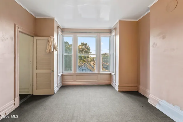 $375,000 | 3076 6th Avenue, Troy, NY 12180