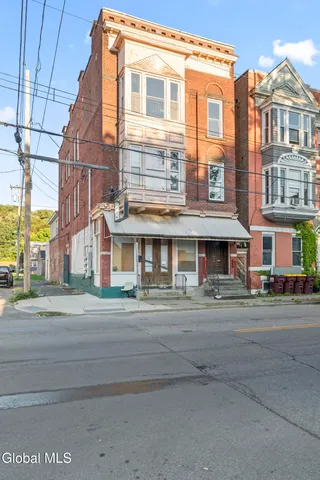 $375,000 | 3076 6th Avenue, Troy, NY 12180
