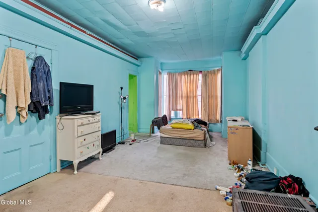 $375,000 | 3076 6th Avenue, Troy, NY 12180