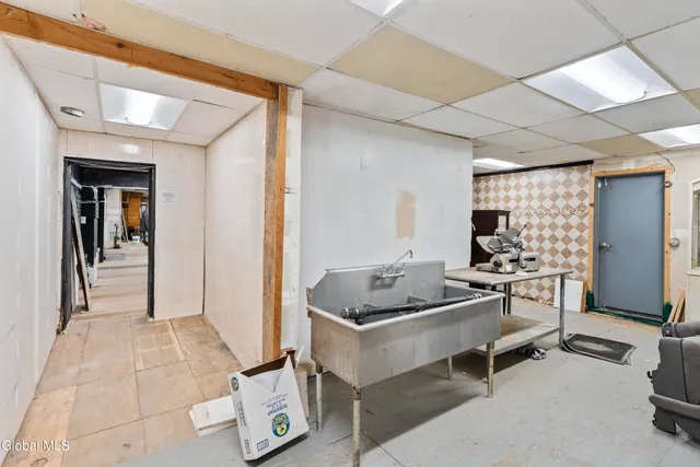 $375,000 | 3076 6th Avenue, Troy, NY 12180