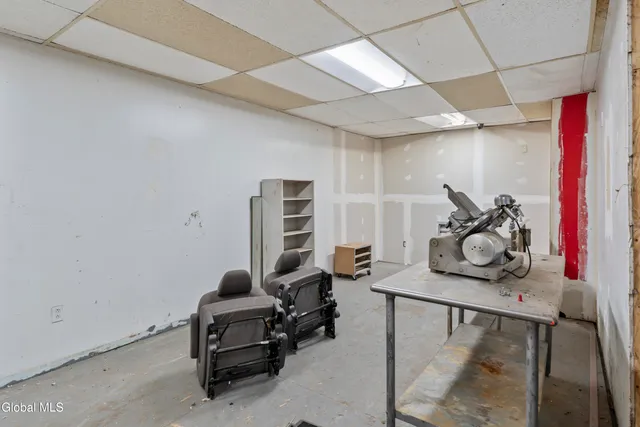 $375,000 | 3076 6th Avenue, Troy, NY 12180