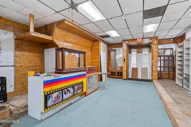 $375,000 | 3076 6th Avenue, Troy, NY 12180