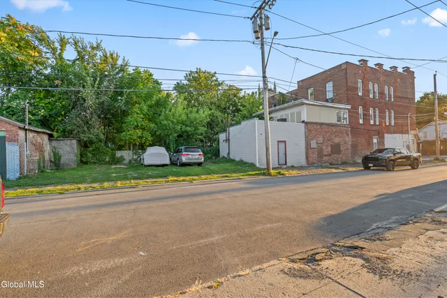 $375,000 | 3076 6th Avenue, Troy, NY 12180