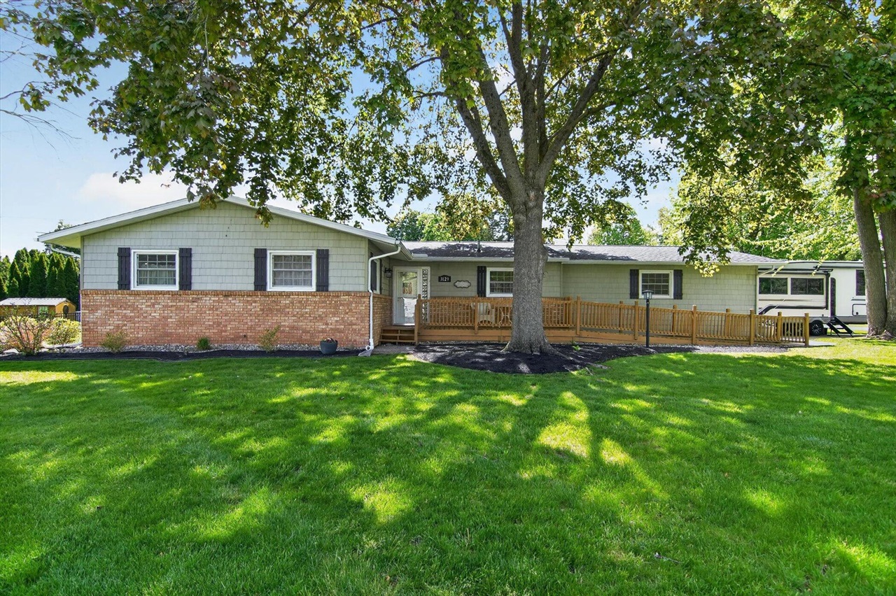 3129 Happy Valley Road Jackson, MI 49203 - Photo 1 of 53