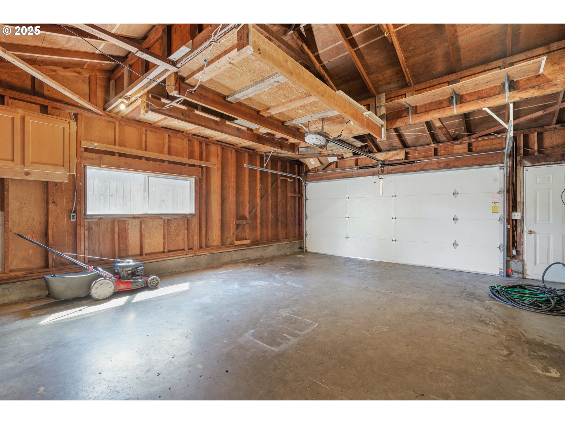 1855 Alderwood Street Eugene, OR 97404 - Photo 25 of 31 a view of a room with gym equipment