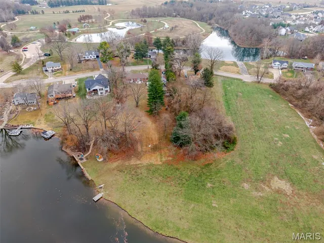 $295,000 | 741 East Lake Drive, Edwardsville, IL 62025