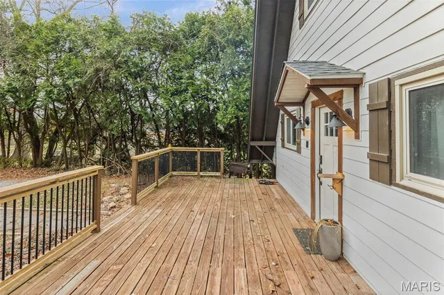 $295,000 | 741 East Lake Drive, Edwardsville, IL 62025