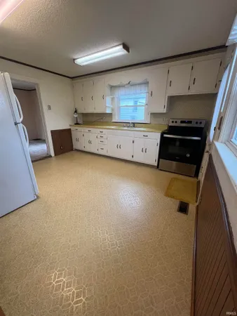 $154,000 | 205 East Craig Street, Ossian, IN 46777