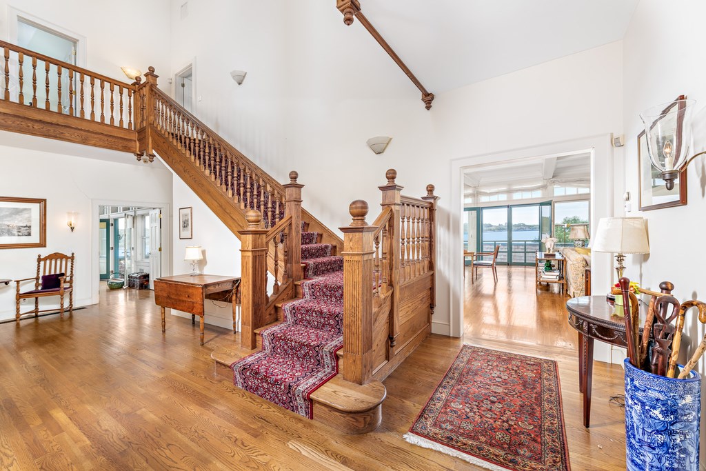 147 Beavertail Road Jamestown, RI 02835 - Photo 16 of 46