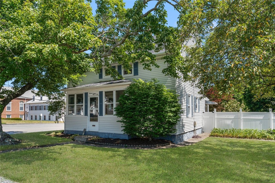 785 Main Avenue Warwick, RI 02886 - Photo 11 of 37