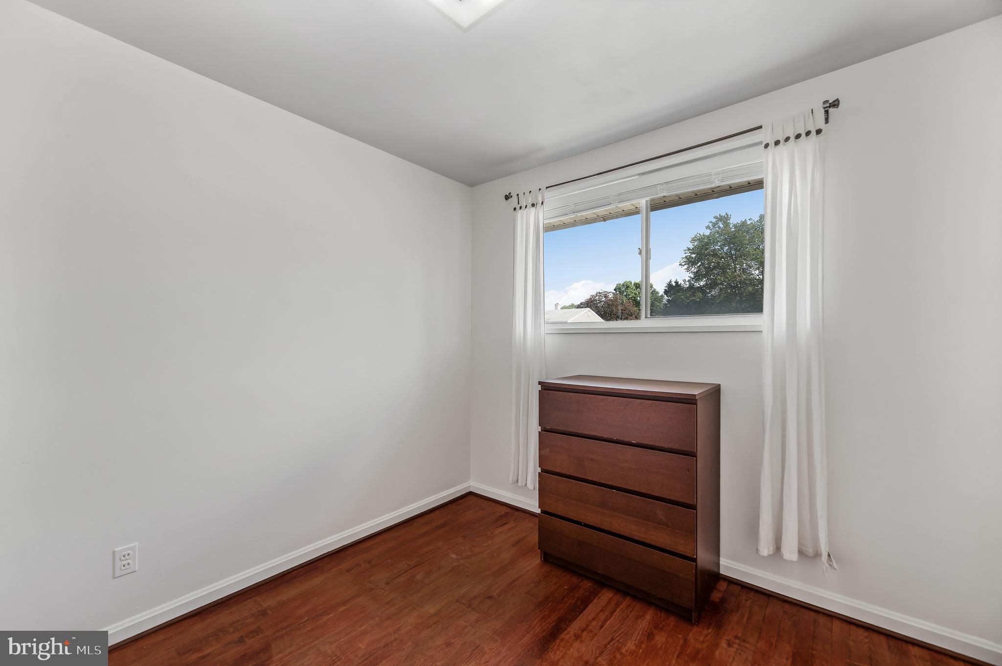 364 Walker Street Aberdeen, MD 21001 - Photo 16 of 29 Bedroom 3