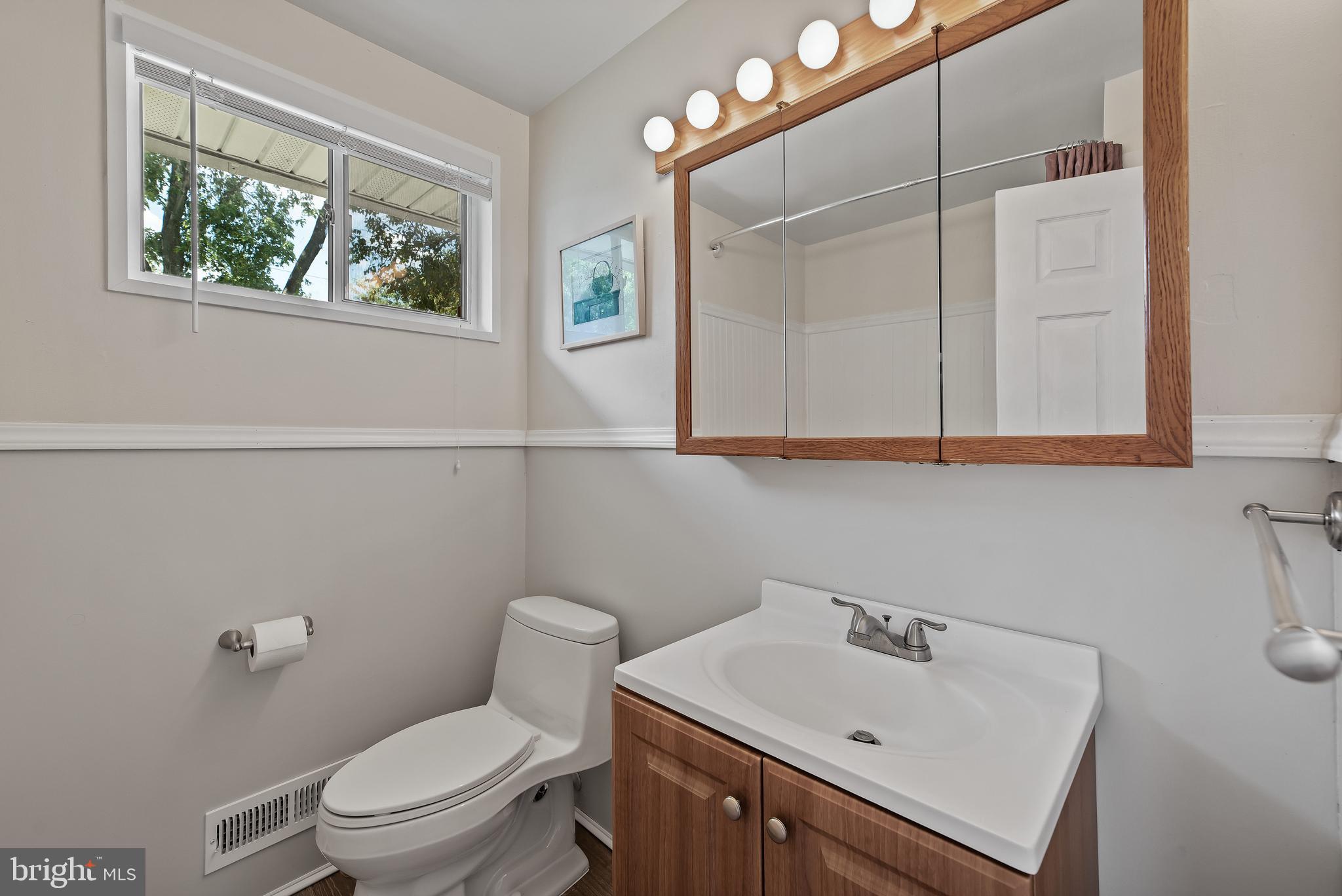 364 Walker Street Aberdeen, MD 21001 - Photo 18 of 29 Full bath