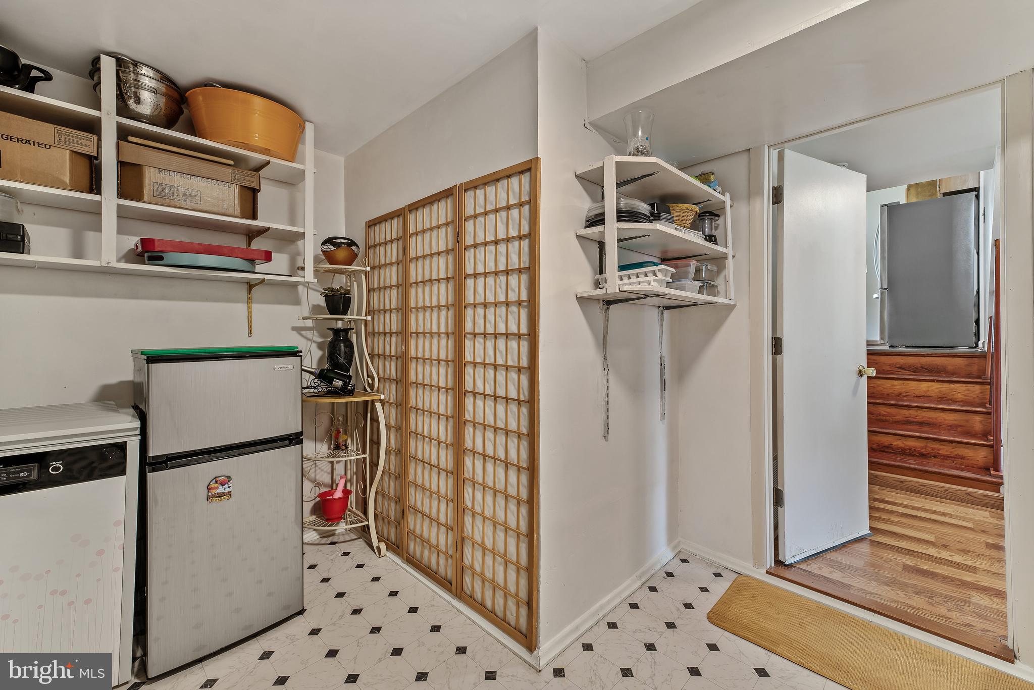 364 Walker Street Aberdeen, MD 21001 - Photo 21 of 29 Bonus room- office or storage!