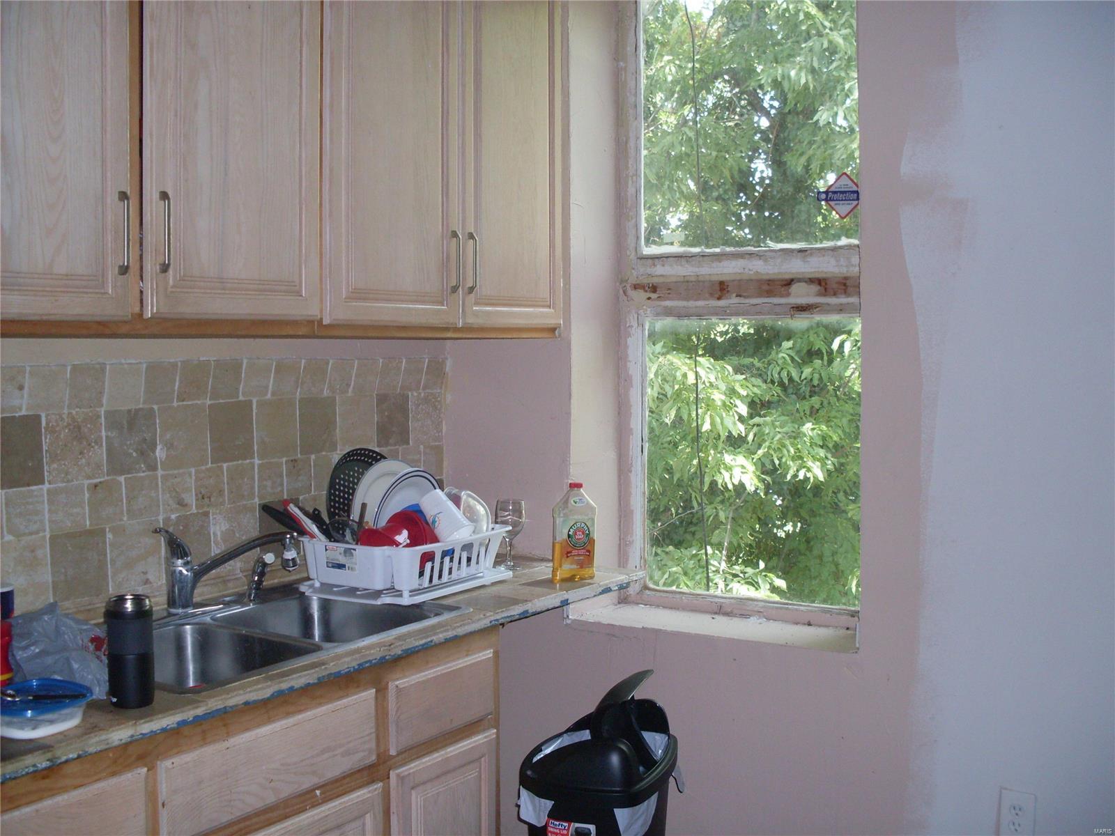 3237 Barrett Street St. Louis, MO 63107 - Photo 23 of 39