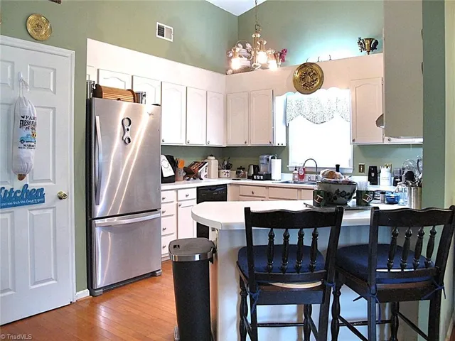 $260,000 | 229 Creeksedge Court, Winston-Salem, NC 27105