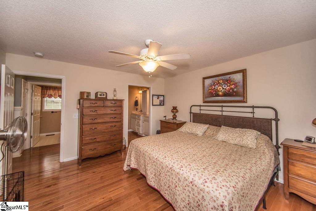 152 Banks Road Pickens, SC 29671 - Photo 14 of 36 Gallery Image 14